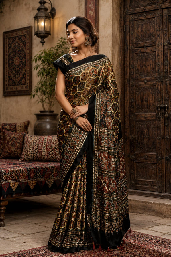 Green Samo Satin Saree with unstich blouse